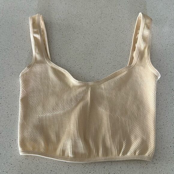 NWOT Urban Outfitters Out From Under M/L Bralette Cropped Tank Layering Flirty - Picture 1 of 12